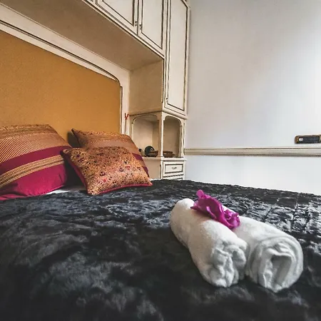 아파트 Trilussa Apartament